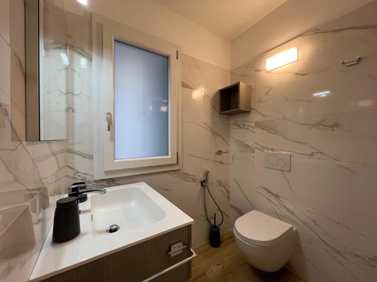 Marchesini Apartments Градо Екстериор снимка